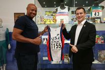 Powell Loans World Record Souvenirs Iaaf Heritage Exhibition