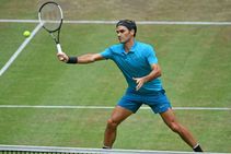 Federer Scraps His Way To Yet Another Halle Final