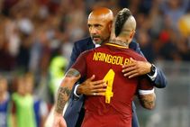 As Roma Unhappy With Inter Nainggolan Swoop Dzeko Approach