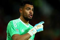 Sergio Romero Hints At Extended Manchester United Stay