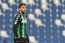 Sassuolo S Domenico Berardi Rejects Ac Milan Fiorentina Offer As Roma
