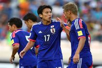 Japan S Honda Hasebe Announce Retirement