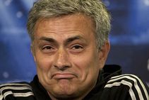 Mourinho Begins Seasonal Jibes At Manchester United Board