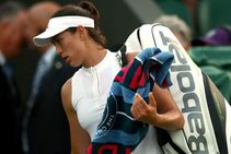 Alison Van Uytvanc Beats Garbine Muguruza Wimbledon Simona Halep