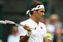 Roger Federer Wimbledon Second Round Serena Williams Sails Past
