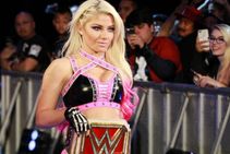 Wwe Superstar Alexa Bliss Hits Back At Critics Praises Ronda Rousey
