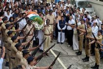 Former India Cricketer Ajit Wadekar Cremated With State Honours