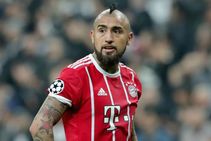 Barcelona Sign Arturo Vidal Bayern Munich Transfer News
