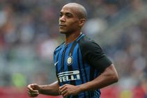 Sampdoria Lazio Locked A Battle Sign Inter Milan S Joao Mario