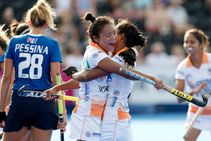 Hockey Women S World Cup 2018 India Defeat Italy 3 0 Set Up Ireland Quarterfinal