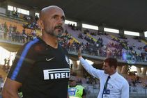 Inter 1 Lyon 0 Martinez Wins Tight Icc Clash