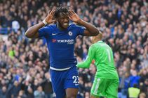Maurizio Sarri Ready Hand Michy Batshuayi Second Chance At Chelsea