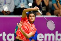 Asian Games 2018 Badminton Sindhu Enters Final Saina Settles For Silver