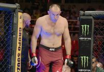 Ufc Fight Night 136 Results Oleinik Chokes Hunt As Blachowicz Submits Krylov