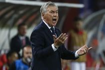 Napoli Boss Carlo Ancelotti Takes Aim Red Star Time Wasting