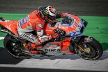 Lorenzo Grabs Aragon Pole