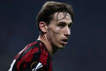 Lucas Biglia Wants New Ac Milan Contract Serie A News