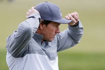 Roma Mock Mark Wahlberg Workout Routine Schedule Tweet