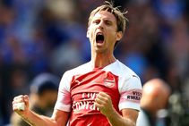 Nacho Monreal Arsenal Contract Talks