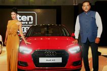 Ravi Shastri Quashes Rumours Dating Bollywood Actress Nimrat Kaur