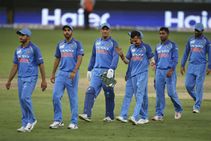 India Vs Pakistan Ms Dhoni Keeps Impressing With Drs Twitterati Hail Dhoni Review System