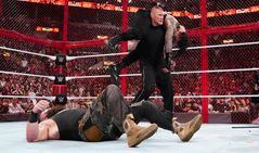 Wwe Hell A Cell 2018 Results Brock Lesnar Returns Play Spoilsport