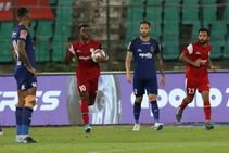 Isl 2018 Hat Trick Hero Ogbeche Helps Northeast Stun Chennaiyin Fc