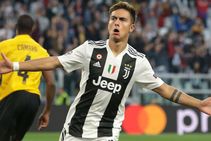 Juventus 3 Young Boys 0 Paulo Dybala Hits Hat Trick As Ronaldo Watches On