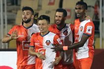 Isl 2018 Fcg Vs Fcpc Entertaining Goa See Off Fc Pune City