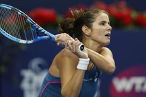 Defending Champion Goerges Loses Zhuhai Opener