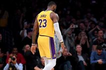 Lebron James La Lakes Work In Progress Nba