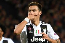 Manchester United 0 Juventus 1 Dybala Downs Mourinho S Men On Ronaldo S Return