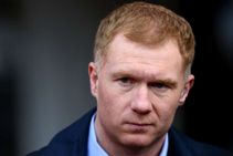 Lionel Messi Struggle Manchester United Paul Scholes