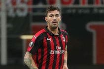 Serie A Report Ac Milan Genoa Alessio Romagnoli Hero