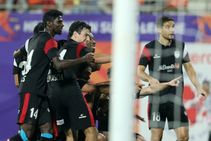 Isl 2018 Northeast United 2 0 Fc Pune City Highlanders Climb Their Way Up