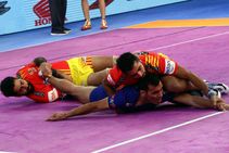 Pkl 2018 Dabang Delhi Edge Gujarat Fortunegiants