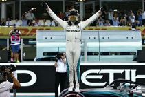 Lewis Hamilton Abu Dhabi Grand Prix Pole Lap Record Mercedes