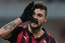Europa League Ac Milan Dudelange Crisis Averted Second Half Goal Glut