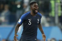 Barcelona Consider Alternatives To Injury Cursed Defend