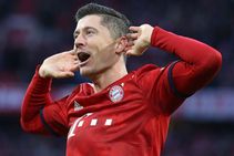 Bayern Munich Nurnberg Robert Lewandowski Niko Kovac Side Into Second