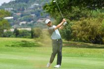 Home Hope Louis Oosthuizen Leads South African Open Golf