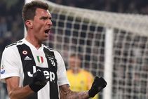Massimiliano Allegri Mario Mandzukic Juventus Serie A