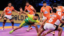 Pkl 2018 Pardeep S Mammoth Effort Takes Patna Pirates Past Puneri Paltan