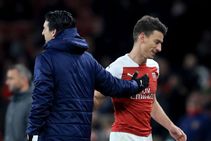 Unai Emery Arsenals Centre Backs Laurent Koscielny
