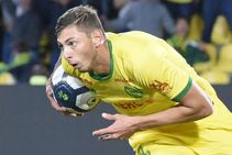 Emiliano Sala Latest Search Resumes Day Three Cardiff City News