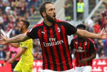 Chelsea Sign Higuain Premier League Transfer News Latest