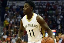 Pelicans Anthony Davis Trade Request Contract Jrue Holiday Comments Nba News