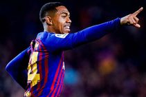 Malcom S Strike Helps Barcelona Hold Real Madrid Copa Del Rey