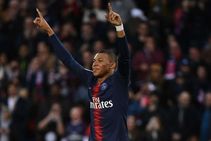 Paris Saint Germain 3 Nimes 0 Mbappe Reaches Ligue 1 Milestone