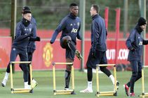 Premier League Preview Man United Seek Derail Liverpool Title Bid